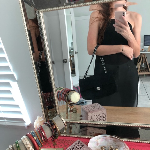 🌟SOLD🌟 Chanel Medium Black Suede Classic Flapbag - Picture 6 of 6